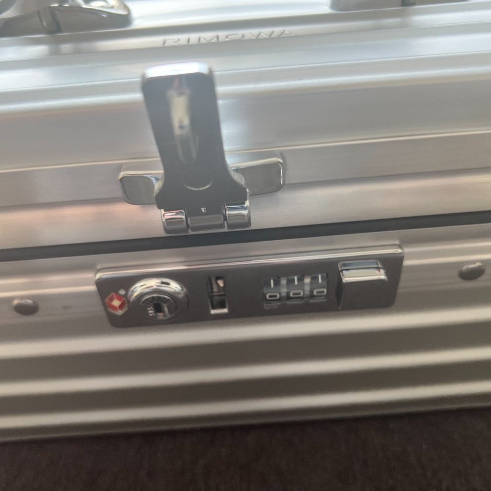 Rare RIMOWA One Bottle Case - Picture 4 of 12